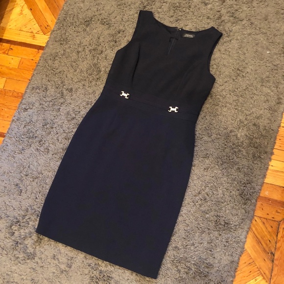 Tahari Dresses & Skirts - Tahari Navy Shift Dress with Gold Accents